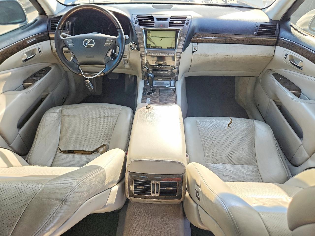 JTHGL46F775004504 · 2007 LEXUS LS · 8/12