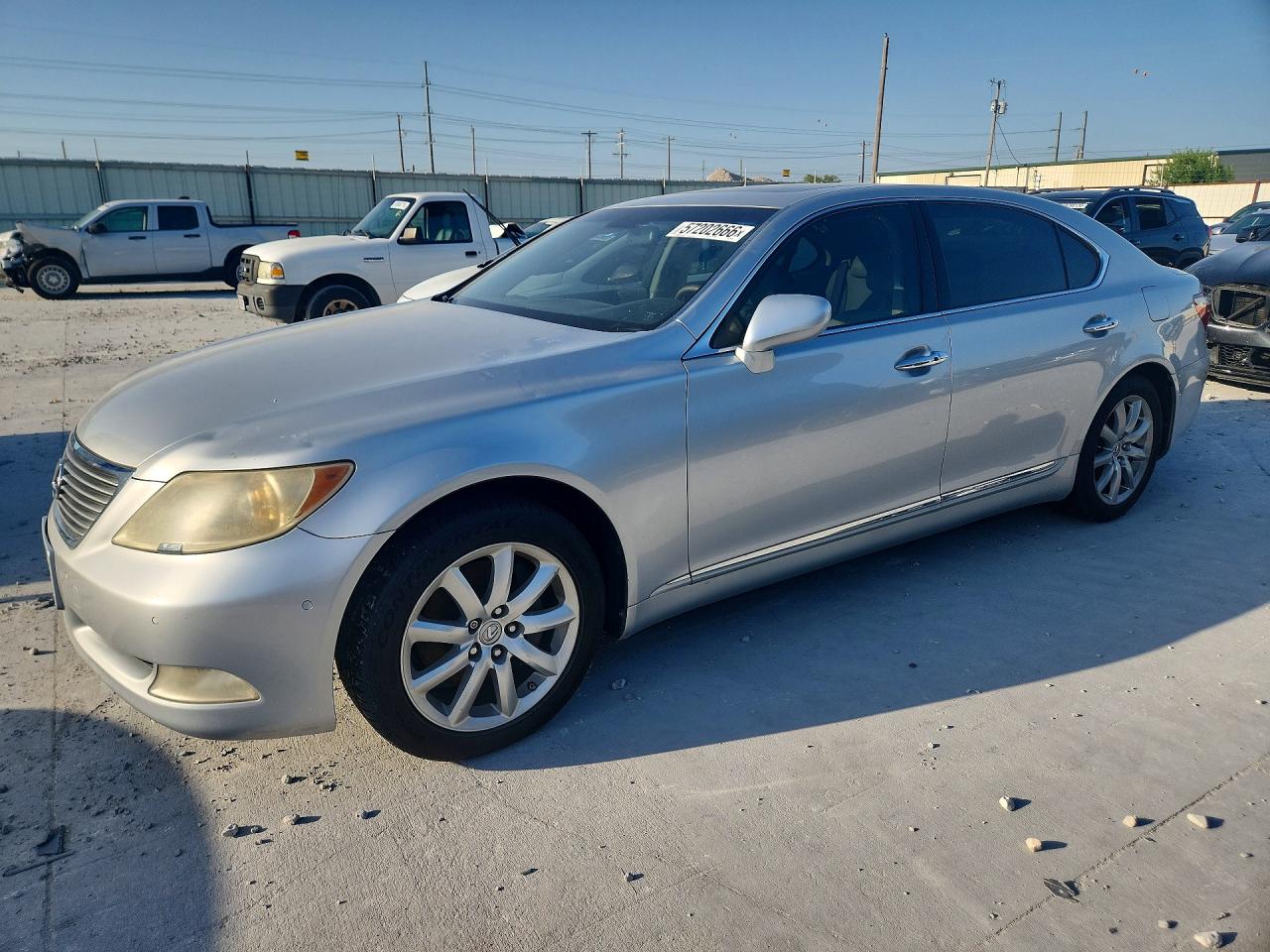 JTHGL46F775004504 · 2007 LEXUS LS