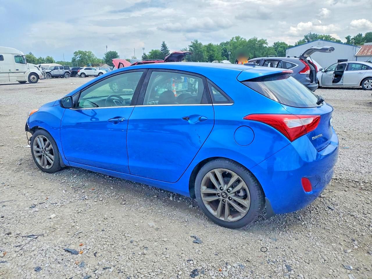 KMHD35LH5HU355138 · 2017 HYUNDAI ELANTRA GT · 2/12