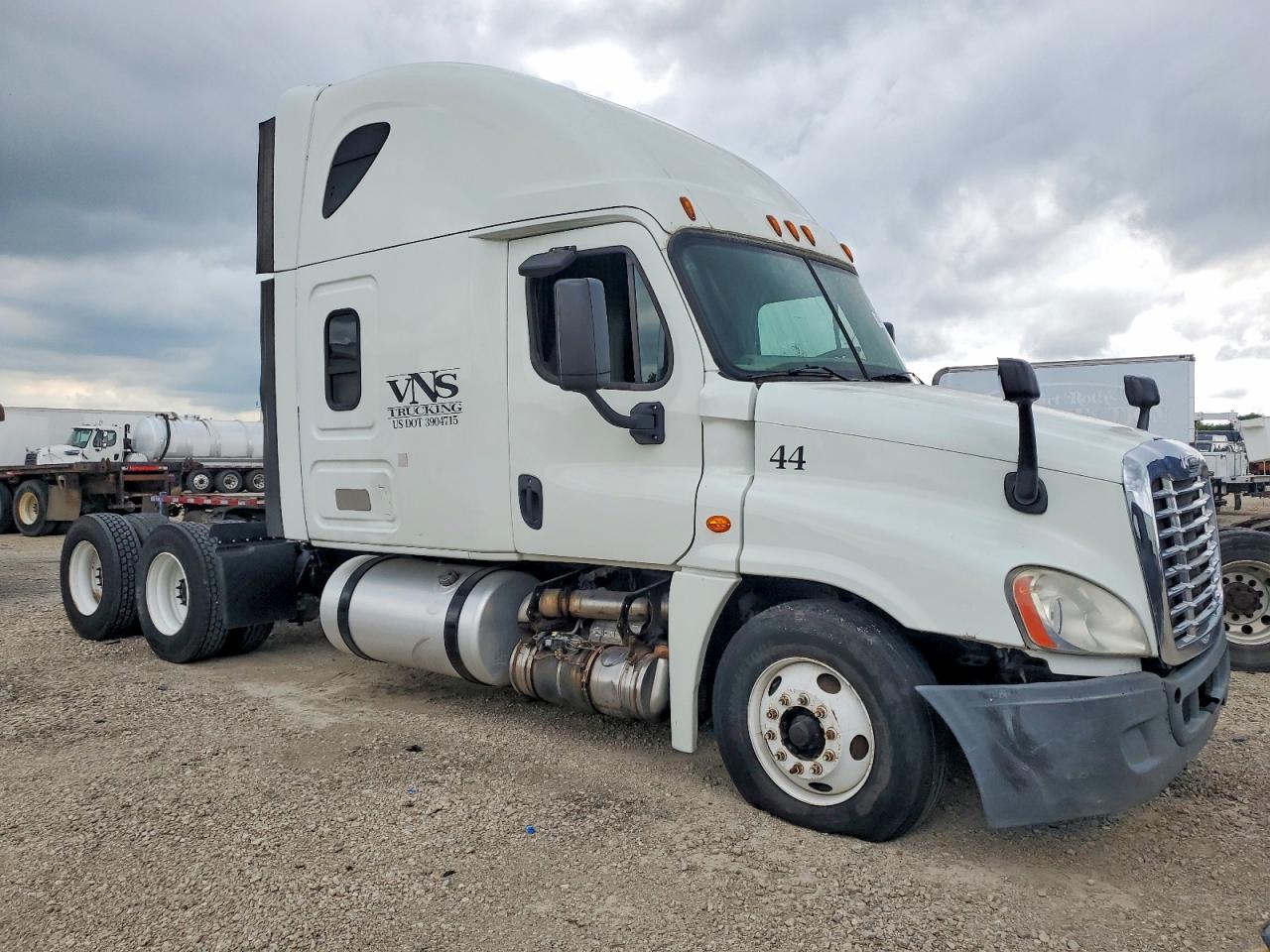 1FUJGLBGXGLHB5895 · 2016 FREIGHTLINER CASCADIA 125
