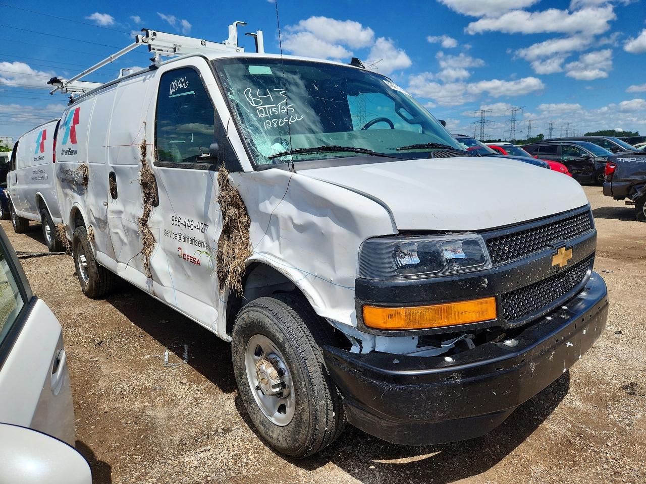 1GCWGAFP4S1280406 · 2025 CHEVROLET EXPRESS G2500 · 4/13