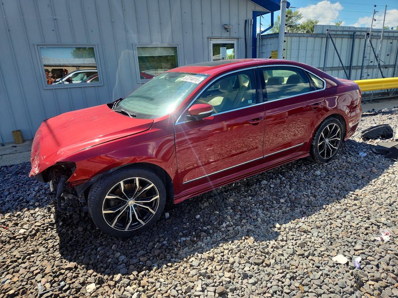 1VWBT7A37FC044891 · 2015 VOLKSWAGEN PASSAT