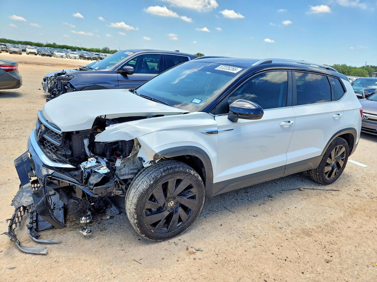 3VVVX7B24RM015704 · 2024 VOLKSWAGEN TAOS