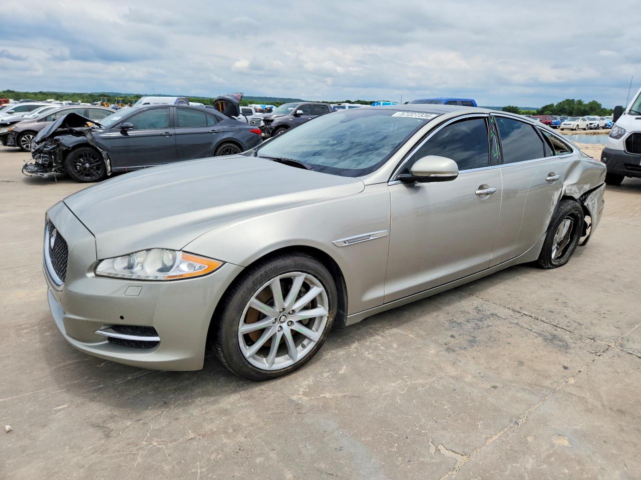SAJWA1C77D8V56952 · 2013 JAGUAR XJ