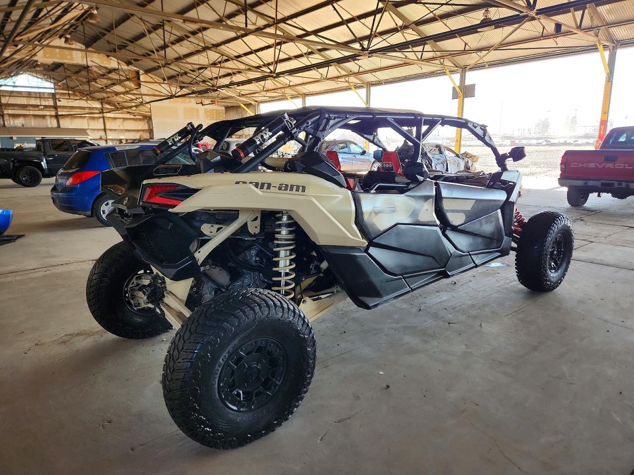 3JBVNAV2XNE001715 · 2022 CAN-AM MAVERICK X3 · 4/10