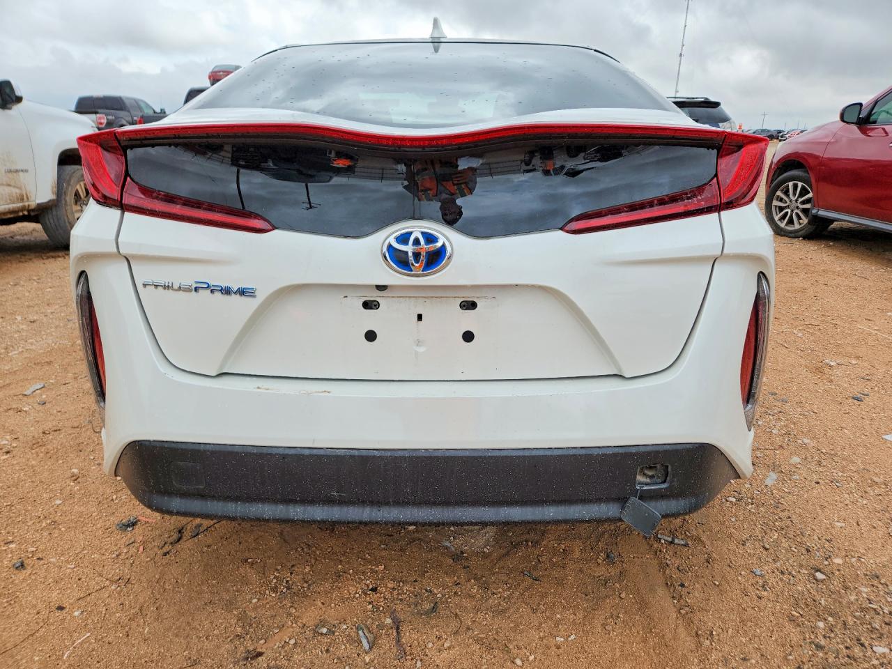 JTDKARFP4K3113773 · 2019 TOYOTA PRIUS PRIME · 6/12
