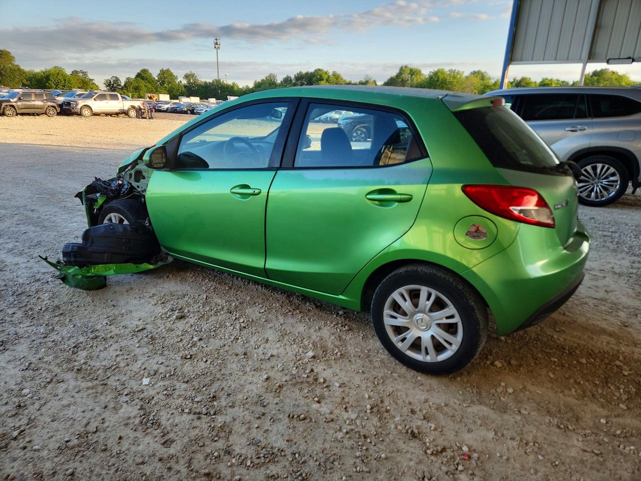 JM1DE1HY9B0103102 · 2011 MAZDA MAZDA2 · 2/12