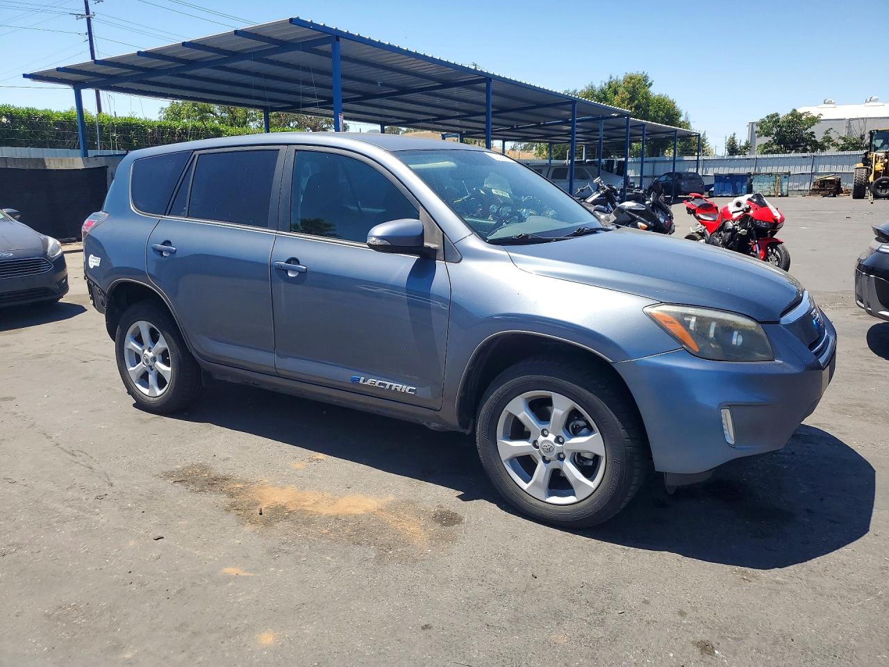 2T3YL4DV5CW001376 · 2012 TOYOTA RAV4 EV · 4/13
