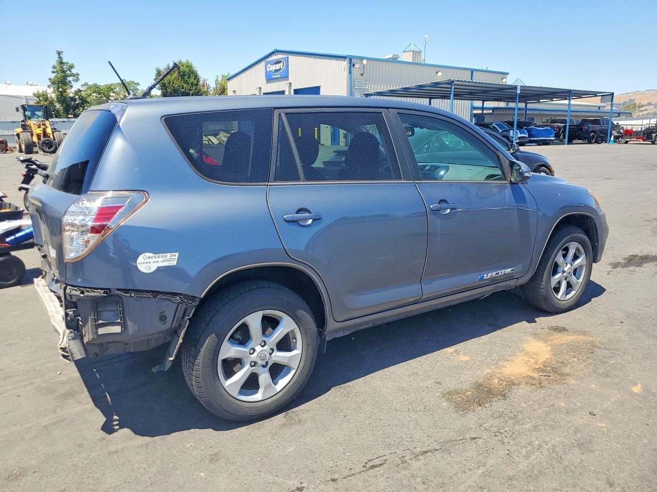 2T3YL4DV5CW001376 · 2012 TOYOTA RAV4 EV · 3/13