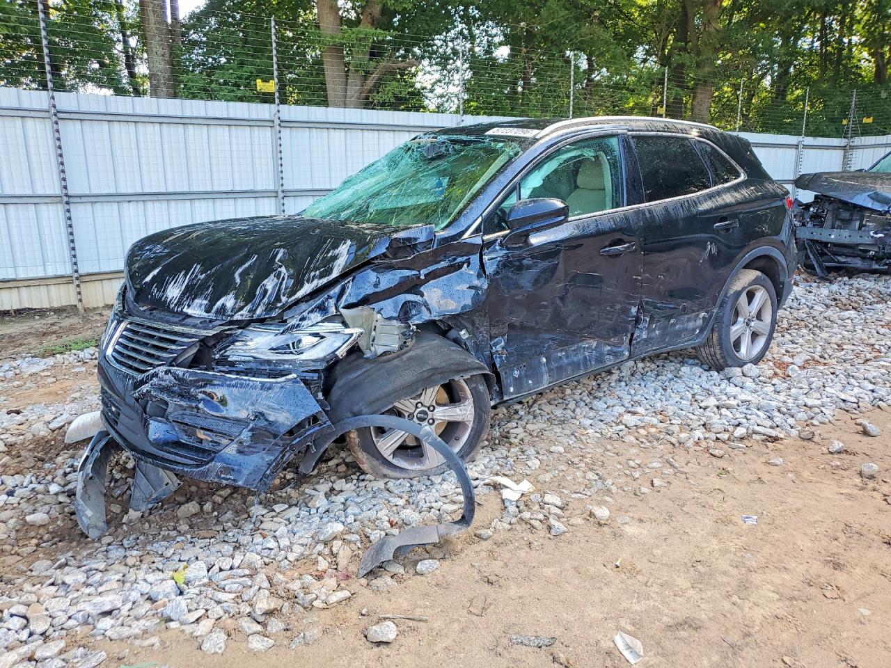 5LMCJ1C97JUL21286 · 2018 LINCOLN MKC