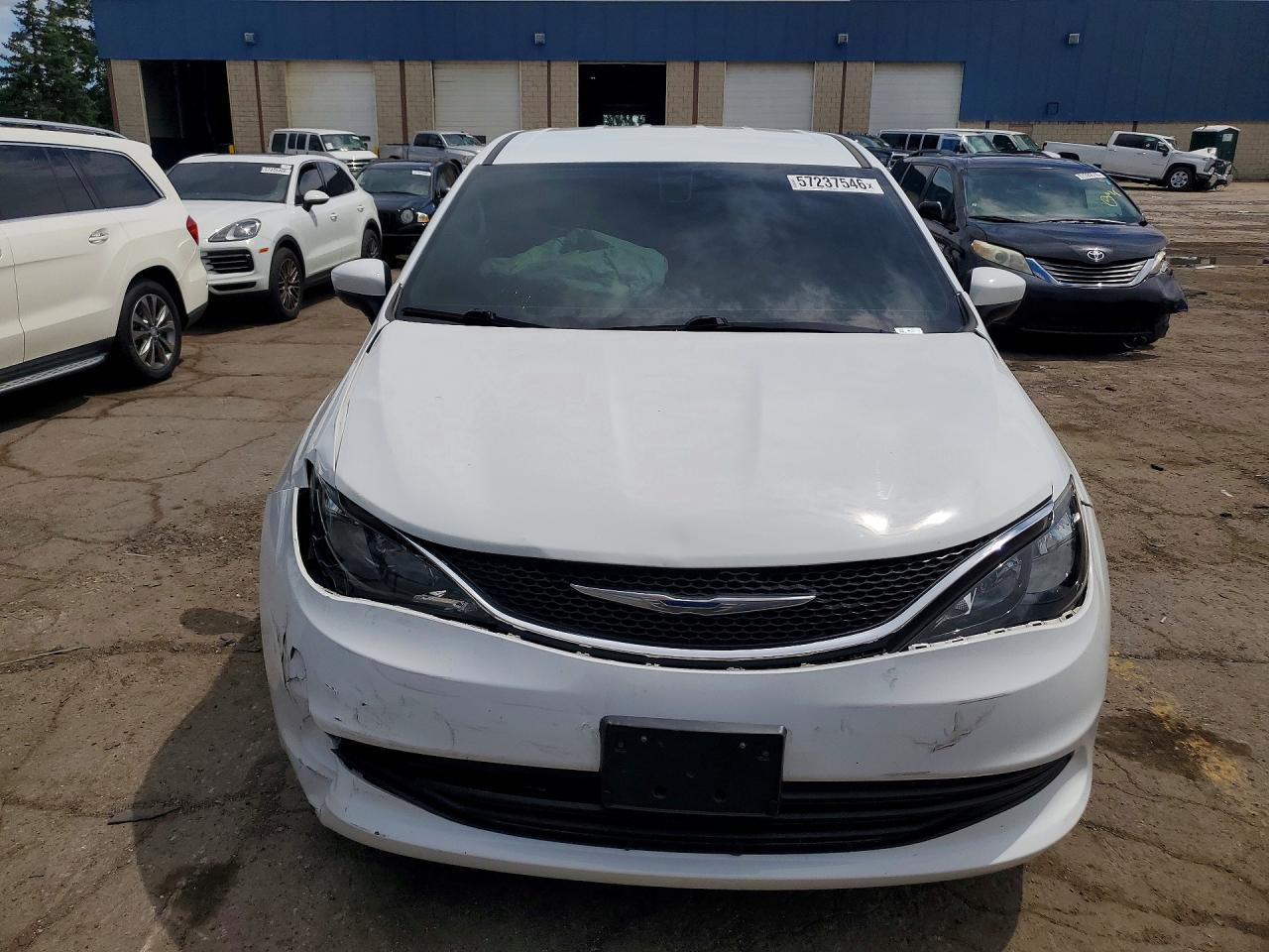 2C4RC1CG6HR708722 · 2017 CHRYSLER PACIFICA · 5/13
