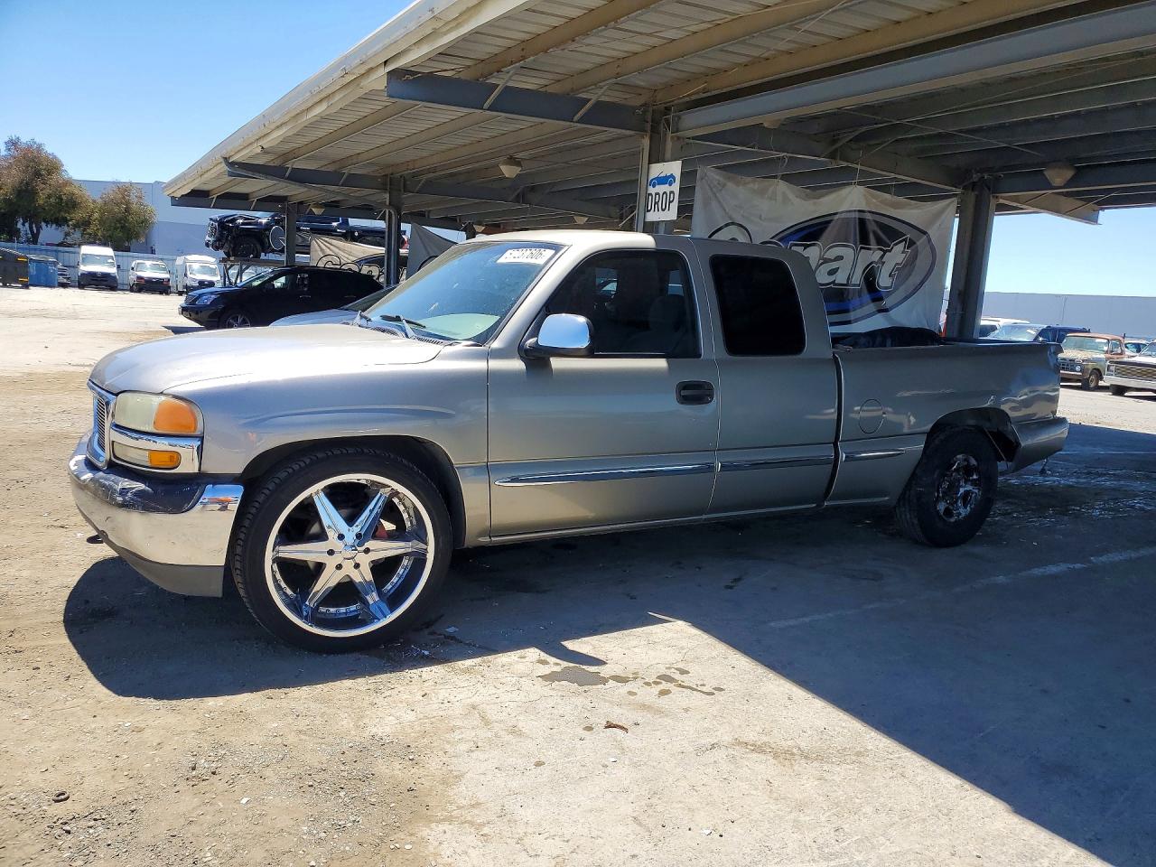 2GTEC19T8X1565515 · 1999 GMC NEW SIERRA
