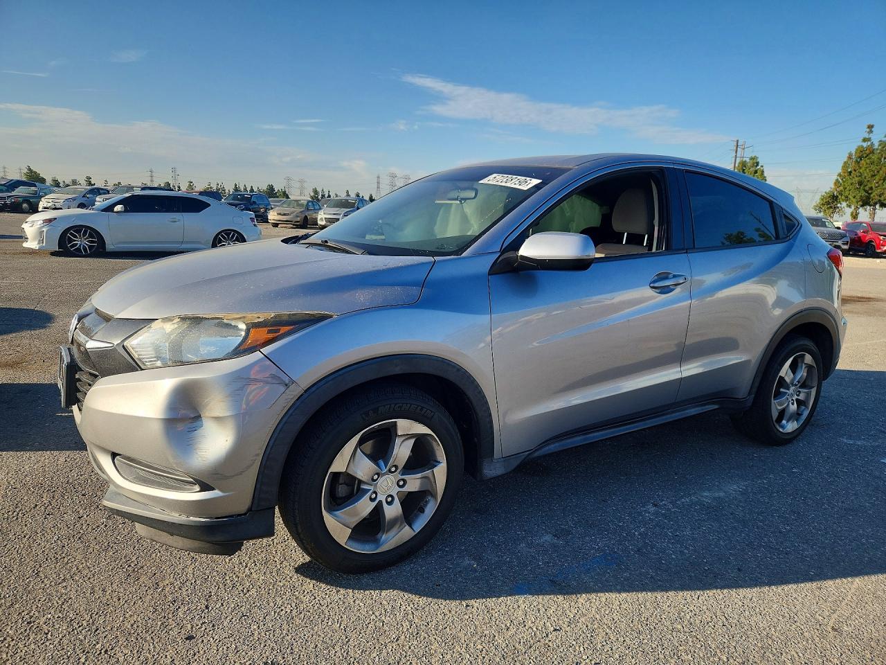 3CZRU5H30JG703175 · 2018 HONDA HR-V