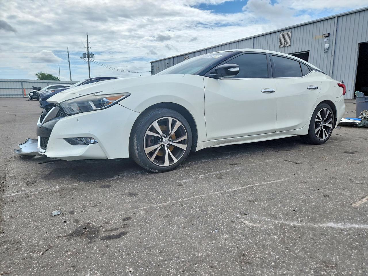 1N4AA6AP7HC455363 · 2017 NISSAN MAXIMA