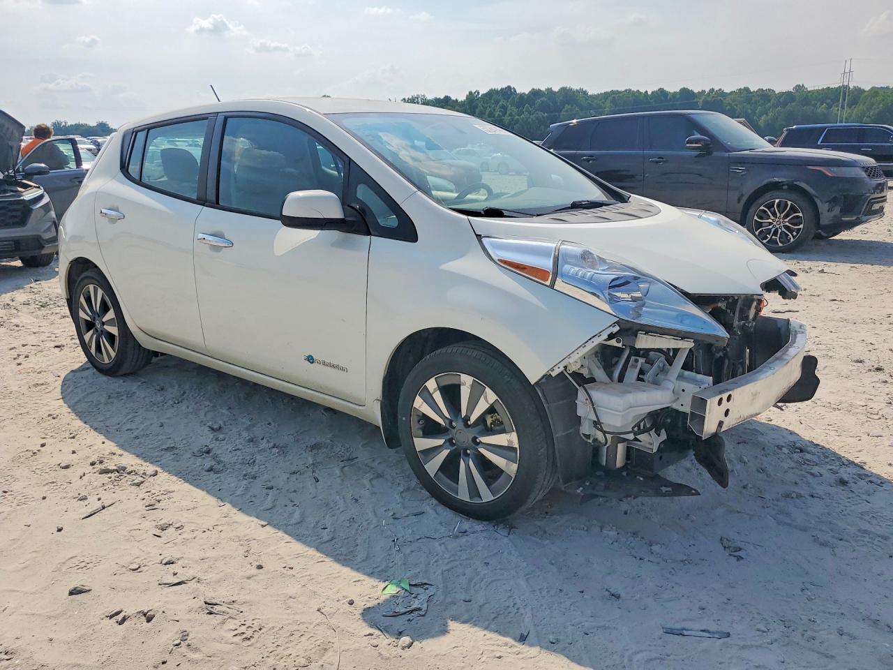 1N4BZ0CP2HC309833 · 2017 NISSAN LEAF · 4/12