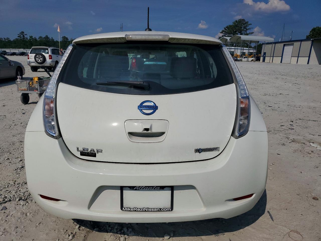 1N4BZ0CP2HC309833 · 2017 NISSAN LEAF · 6/12
