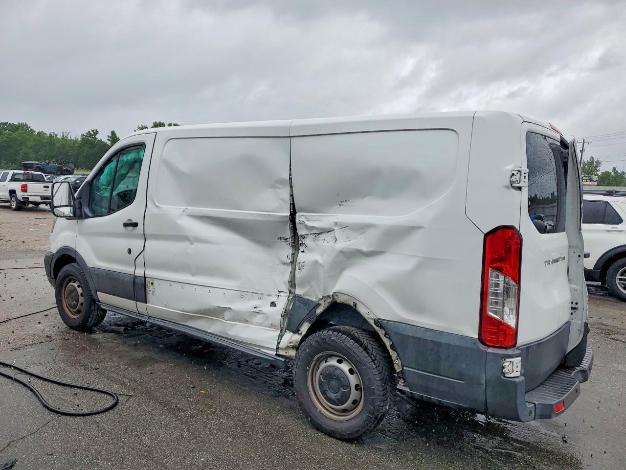 1FTYE1YM4GKB09481 · 2016 FORD TRANSIT · 2/14