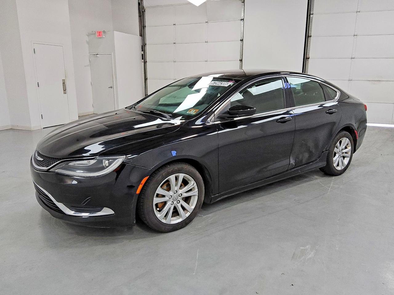 1C3CCCAB5FN670746 · 2015 CHRYSLER 200
