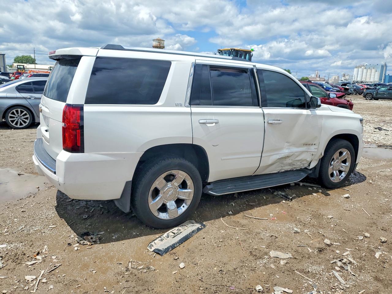 1GNSKCKC9GR421532 · 2016 CHEVROLET TAHOE · 3/13