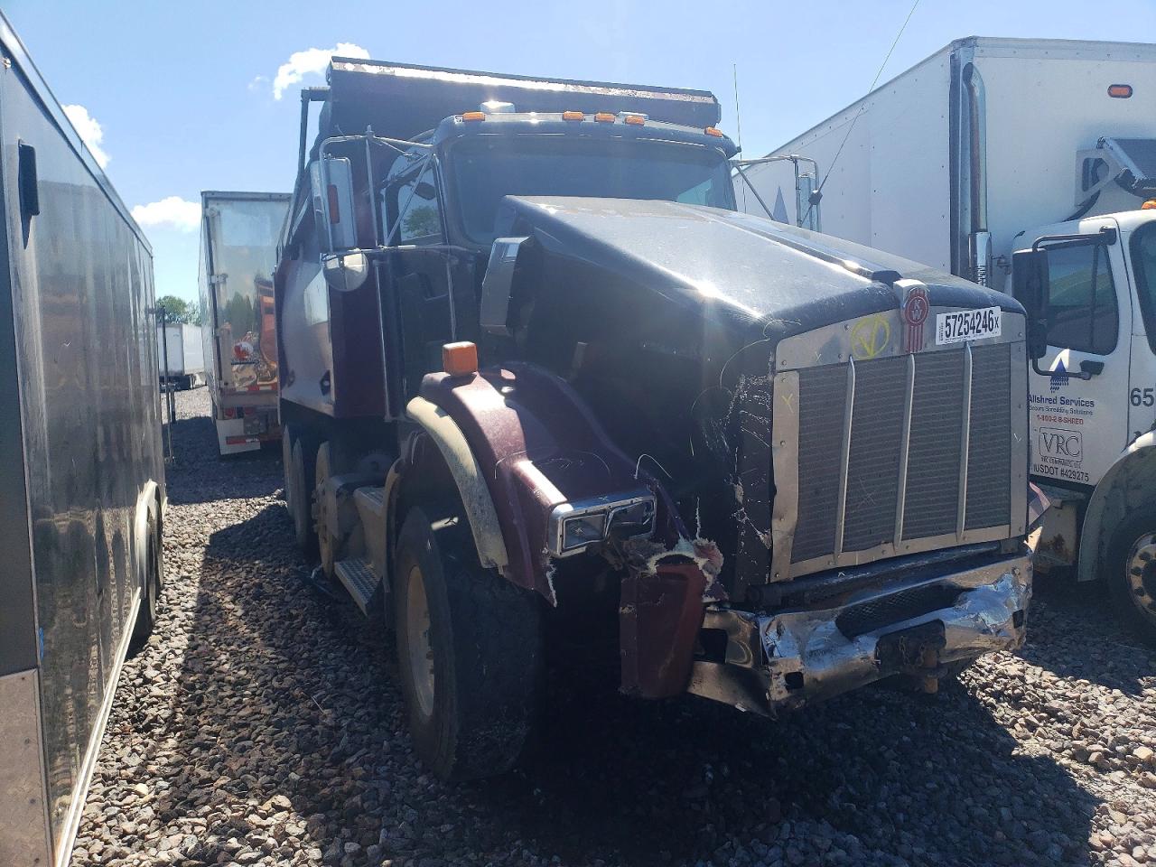 1NKDLP0X2CJ324241 · 2012 KENWORTH T800