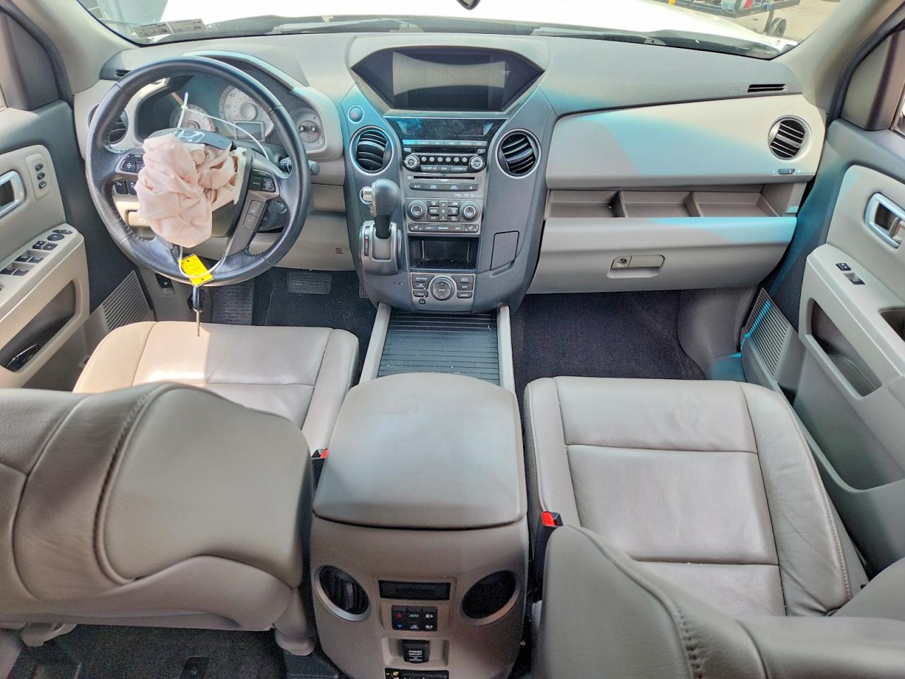 5FNYF4H98CB069763 · 2012 HONDA PILOT · 8/13