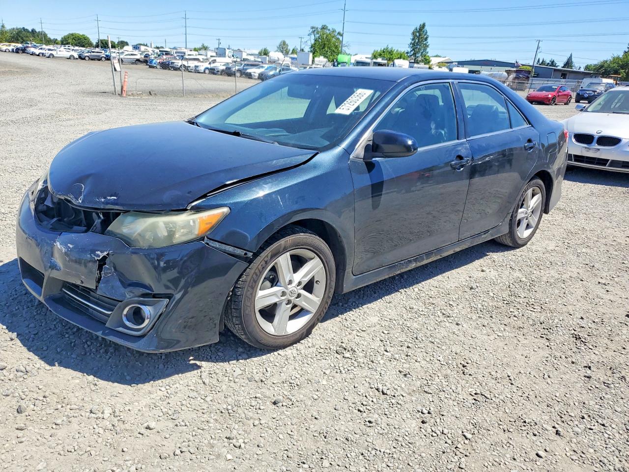 4T1BF1FK1DU645126 · 2013 TOYOTA CAMRY