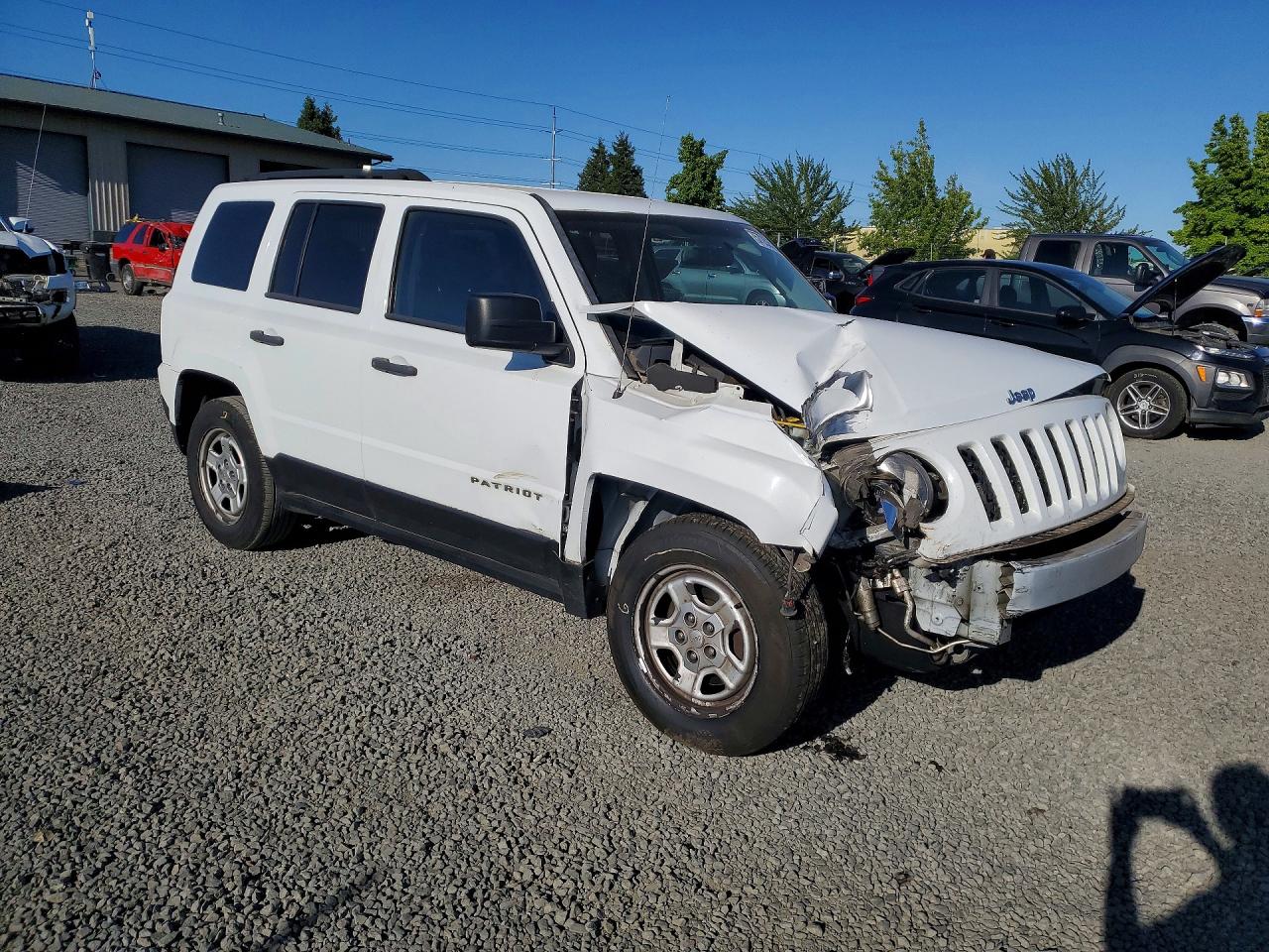 1C4NJPBA8ED890281 · 2014 JEEP PATRIOT · 4/13