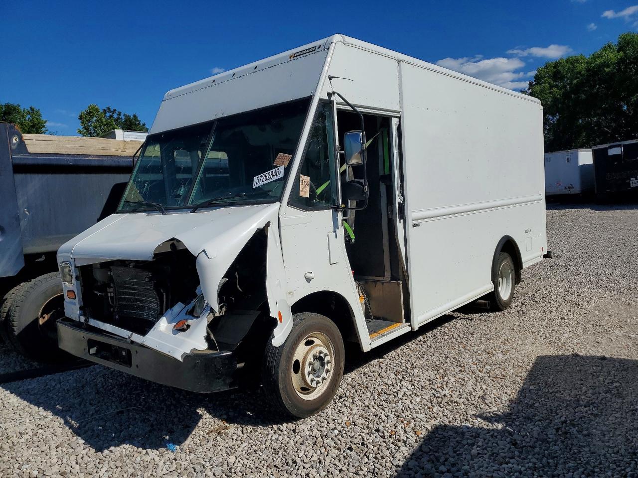 1F64F5KN8N0A15409 · 2022 FORD F59