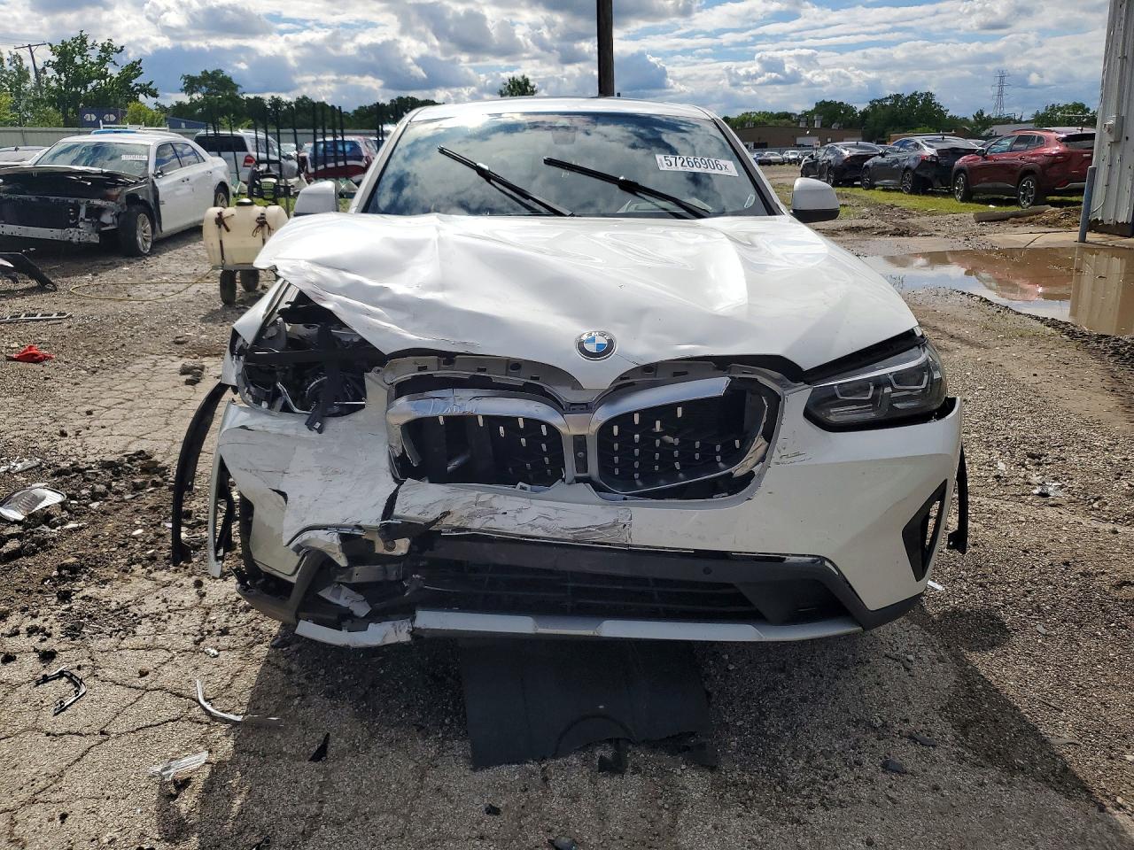5UX33DT02N9J82003 · 2022 BMW X4 · 5/13