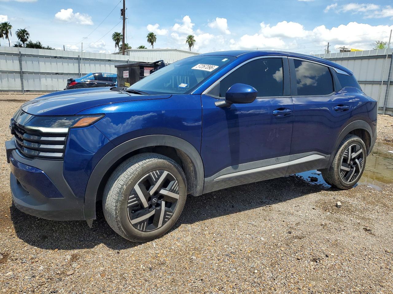 3N8AP6CA7SL373120 · 2025 NISSAN KICKS