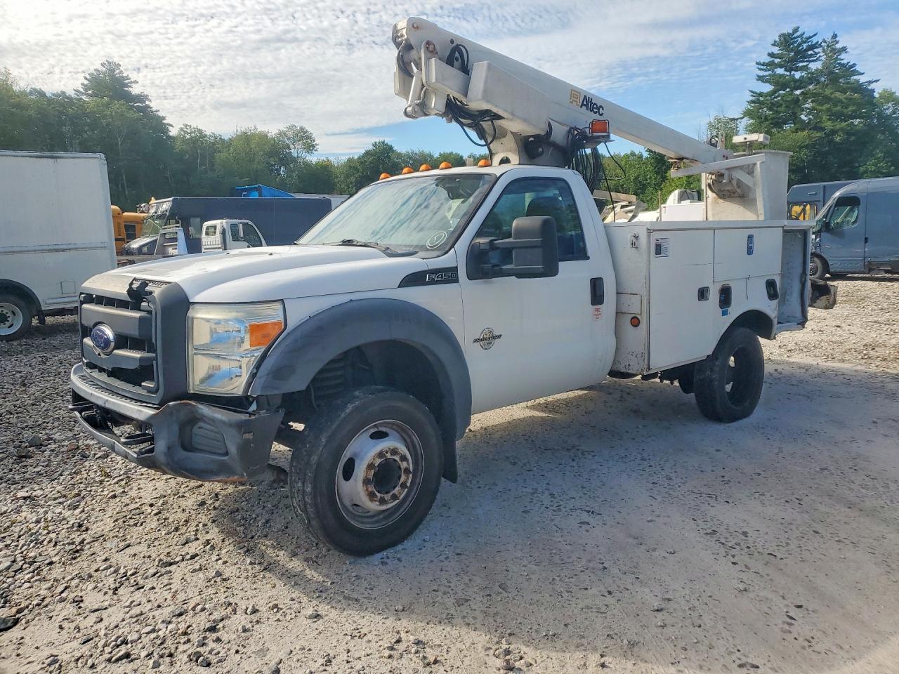 1FDUF4GT1BEA23067 · 2011 FORD F450