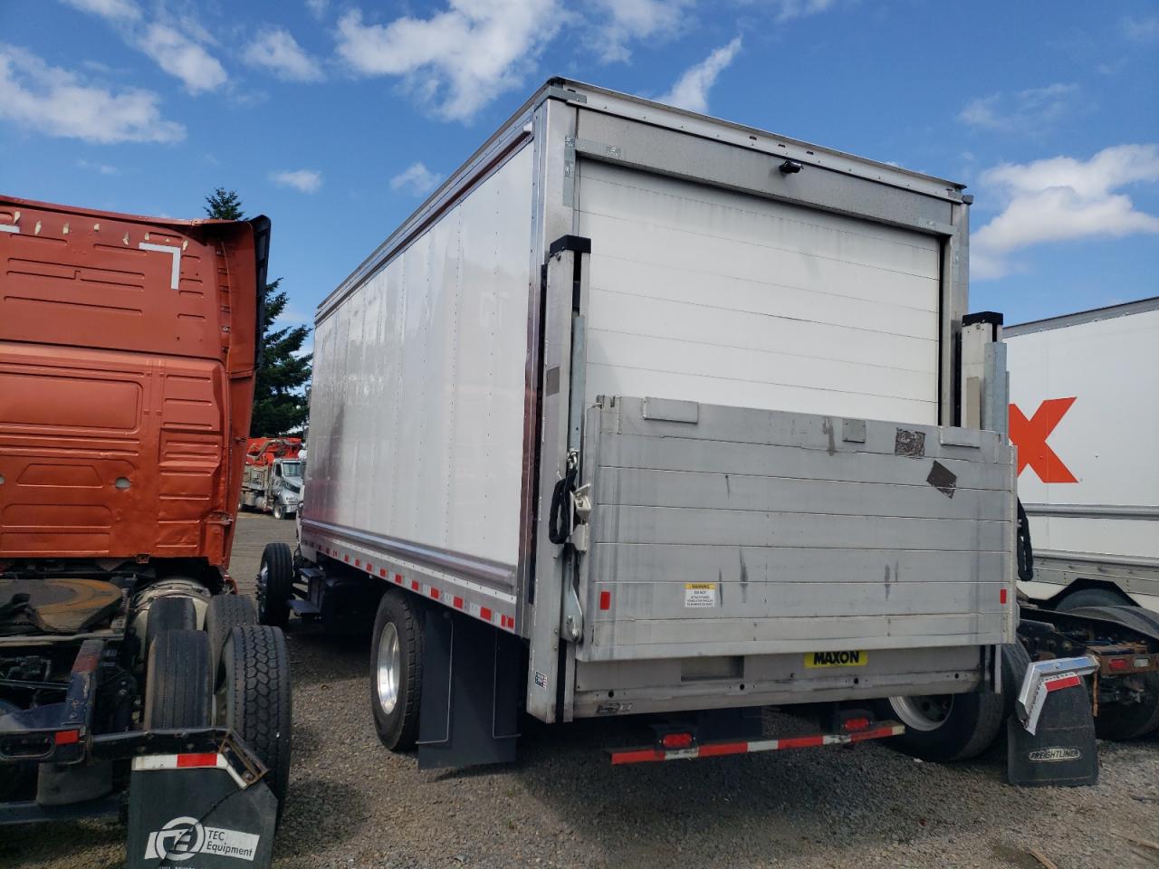 3ALACWFC8PDUD8959 · 2023 FREIGHTLINER M2 · 3/10