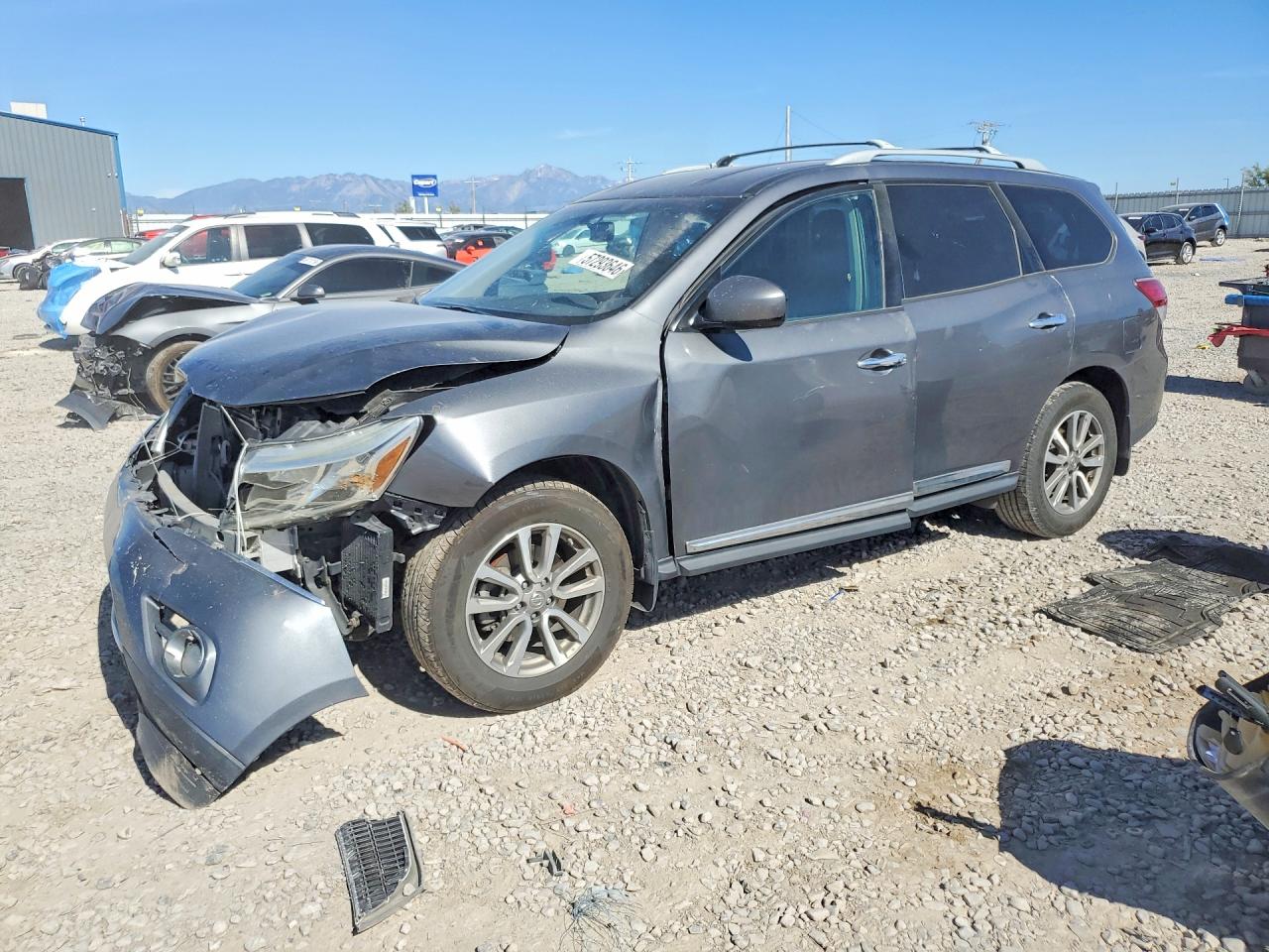5N1AR2MM4GC645676 · 2016 NISSAN PATHFINDER