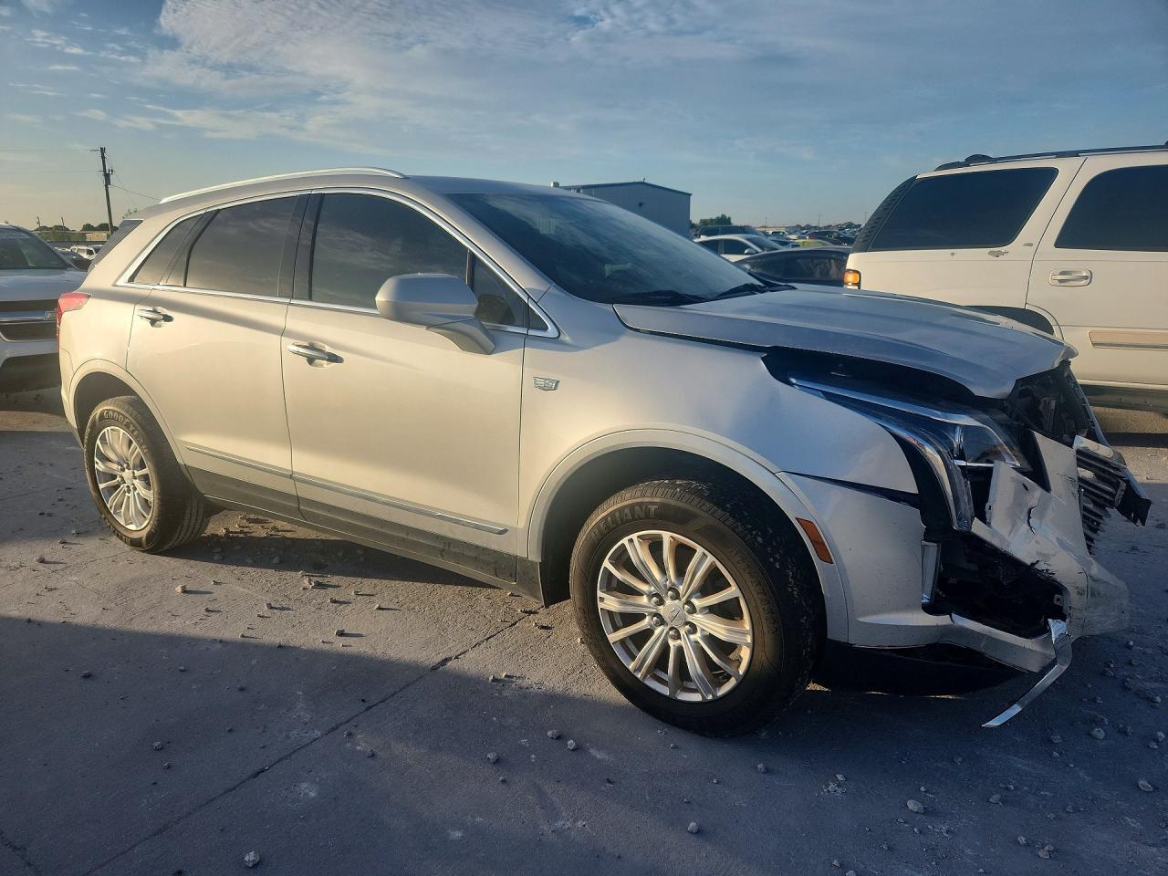 1GYKNARS6KZ266720 · 2019 CADILLAC XT5 · 4/11