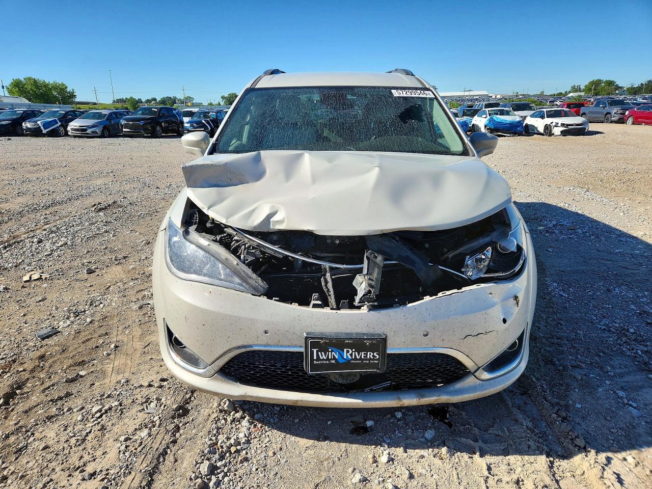 2C4RC1EG1HR636065 · 2017 CHRYSLER PACIFICA · 5/13