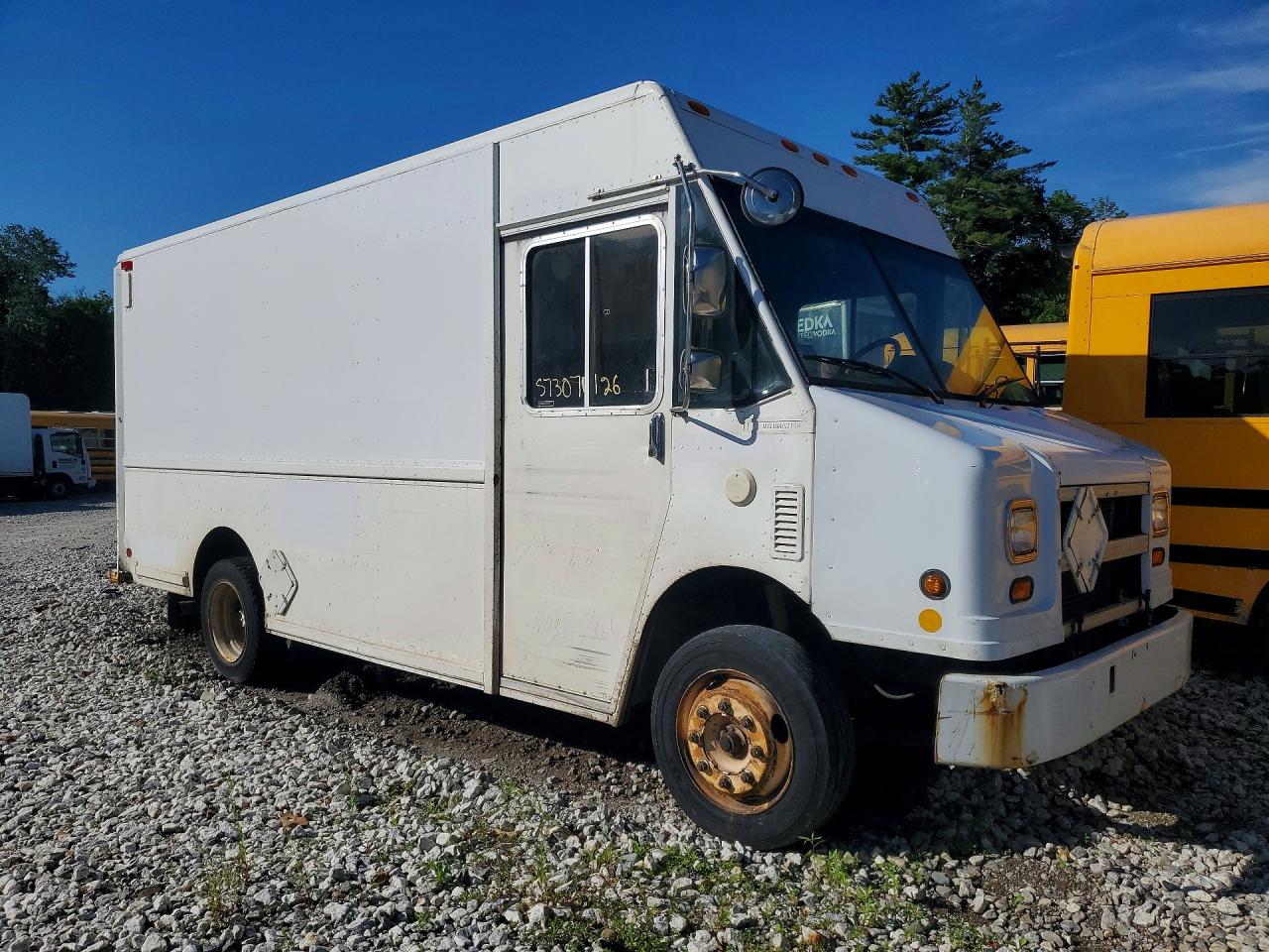 4UZAANBW66CW06597 · 2006 FREIGHTLINER MT45 · 4/13