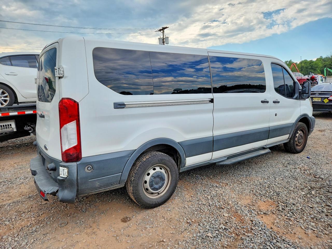 1FBZX2YM8GKA63159 · 2016 FORD TRANSIT · 3/13