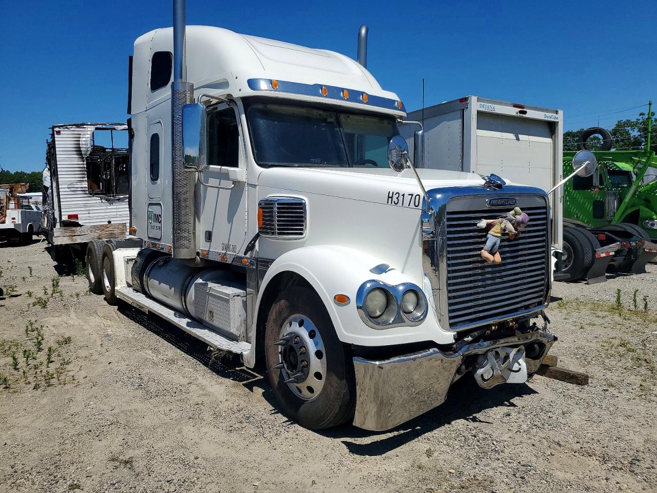3ALXFBCG6JDJP5772 · 2018 FREIGHTLINER CONVENTIONAL