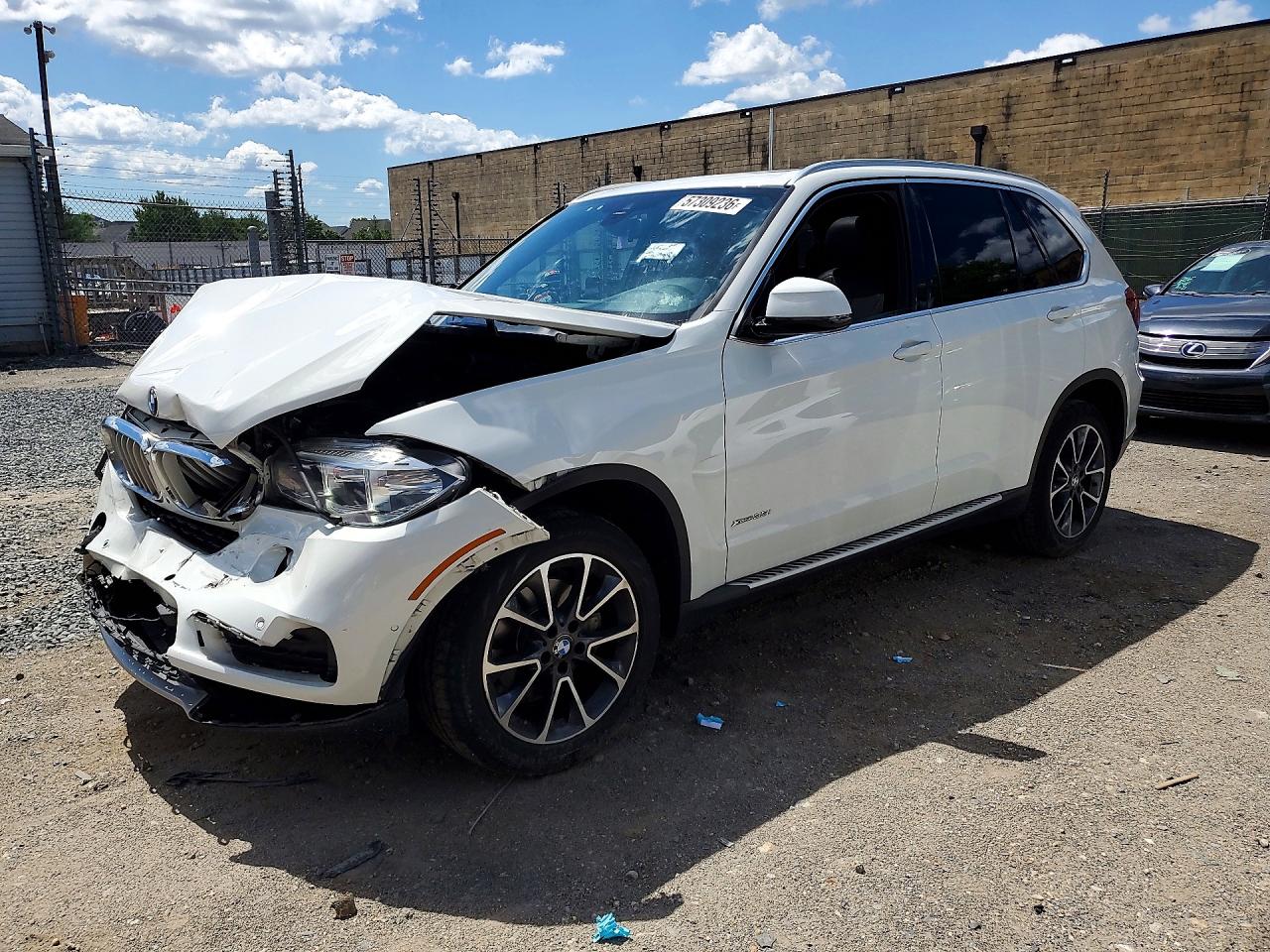 5UXKR0C55J0X91695 · 2018 BMW X5