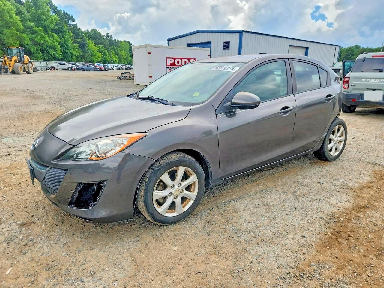 2010 MAZDA 3