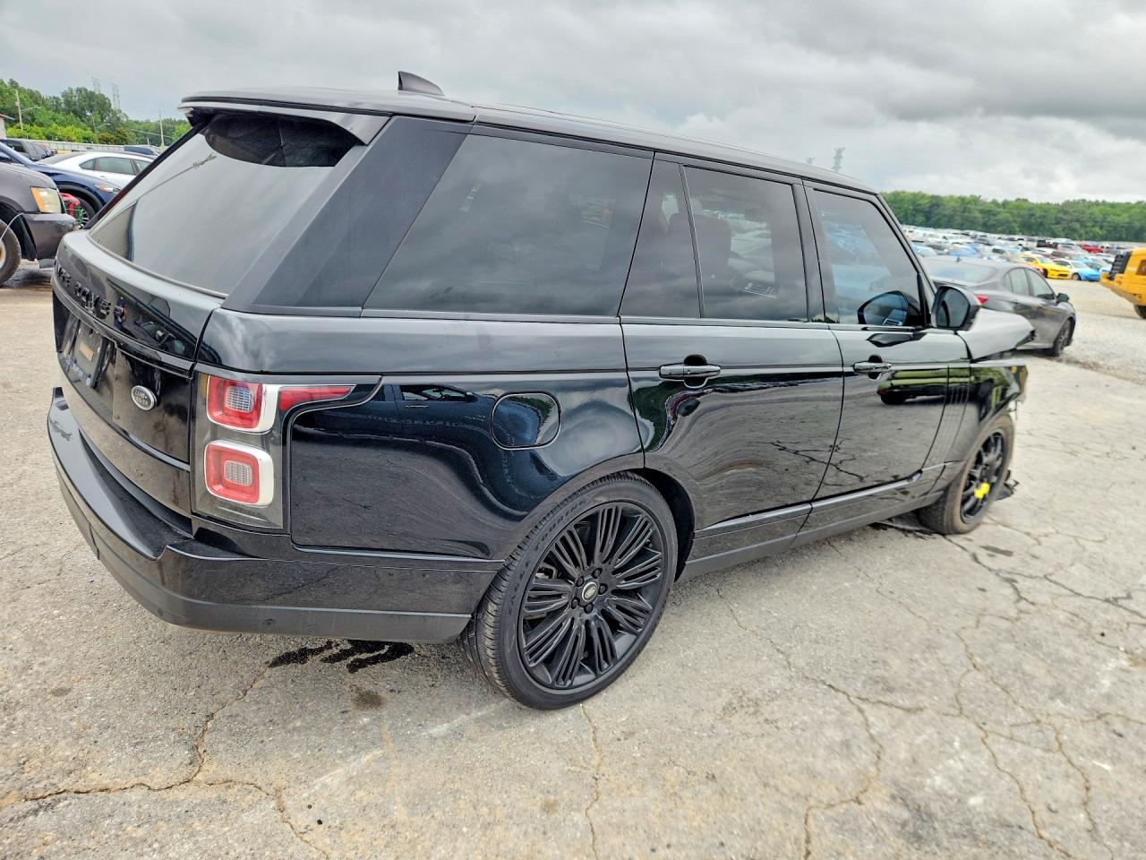 SALGS2SV4JA508795 · 2018 LAND ROVER RANGE ROVER · 3/13