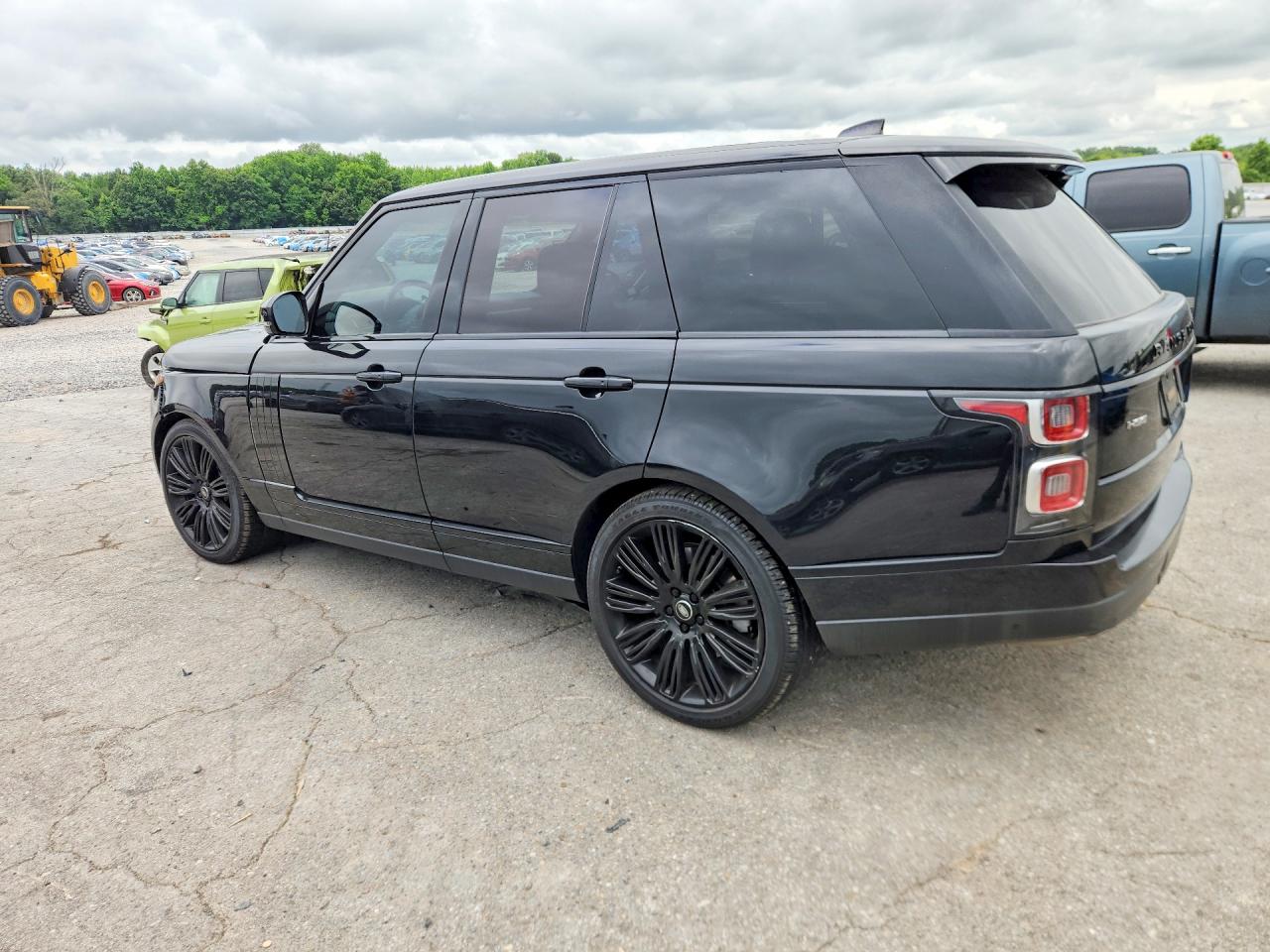 SALGS2SV4JA508795 · 2018 LAND ROVER RANGE ROVER · 2/13