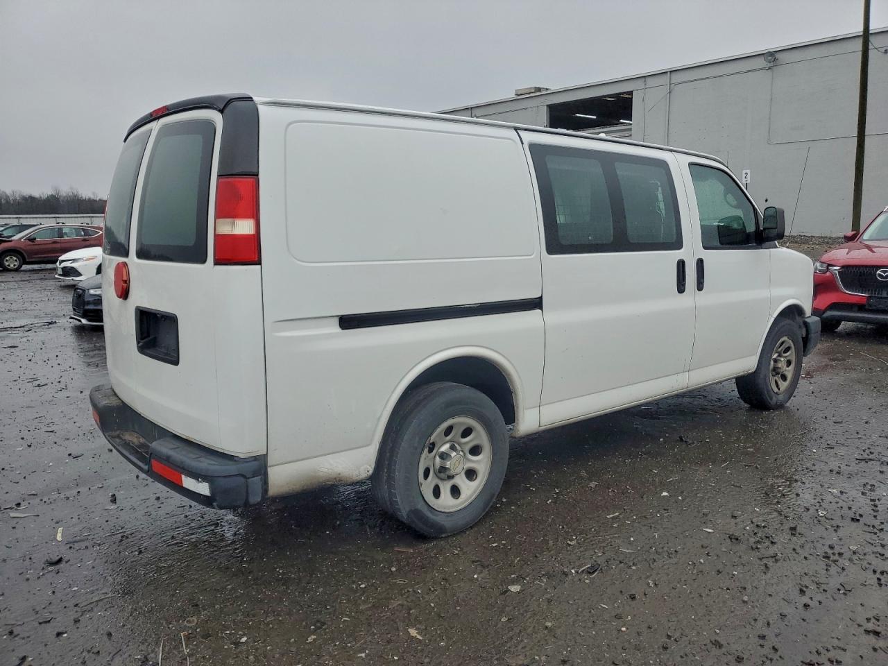 1GCSGAFX7D1168460 · 2013 CHEVROLET EXPRESS G1500 · 3/13