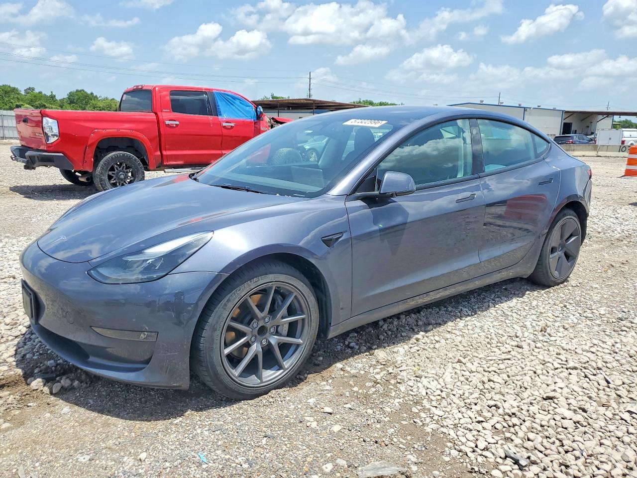 5YJ3E1EA3PF585271 · 2023 TESLA MODEL 3