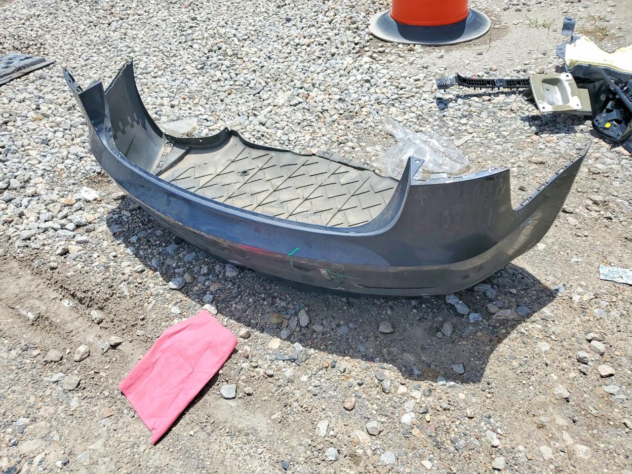 5YJ3E1EA3PF585271 · 2023 TESLA MODEL 3 · 12/13