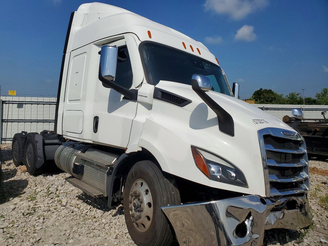 3AKJHPDV2RSUR7878 · 2024 FREIGHTLINER CASCADIA 116