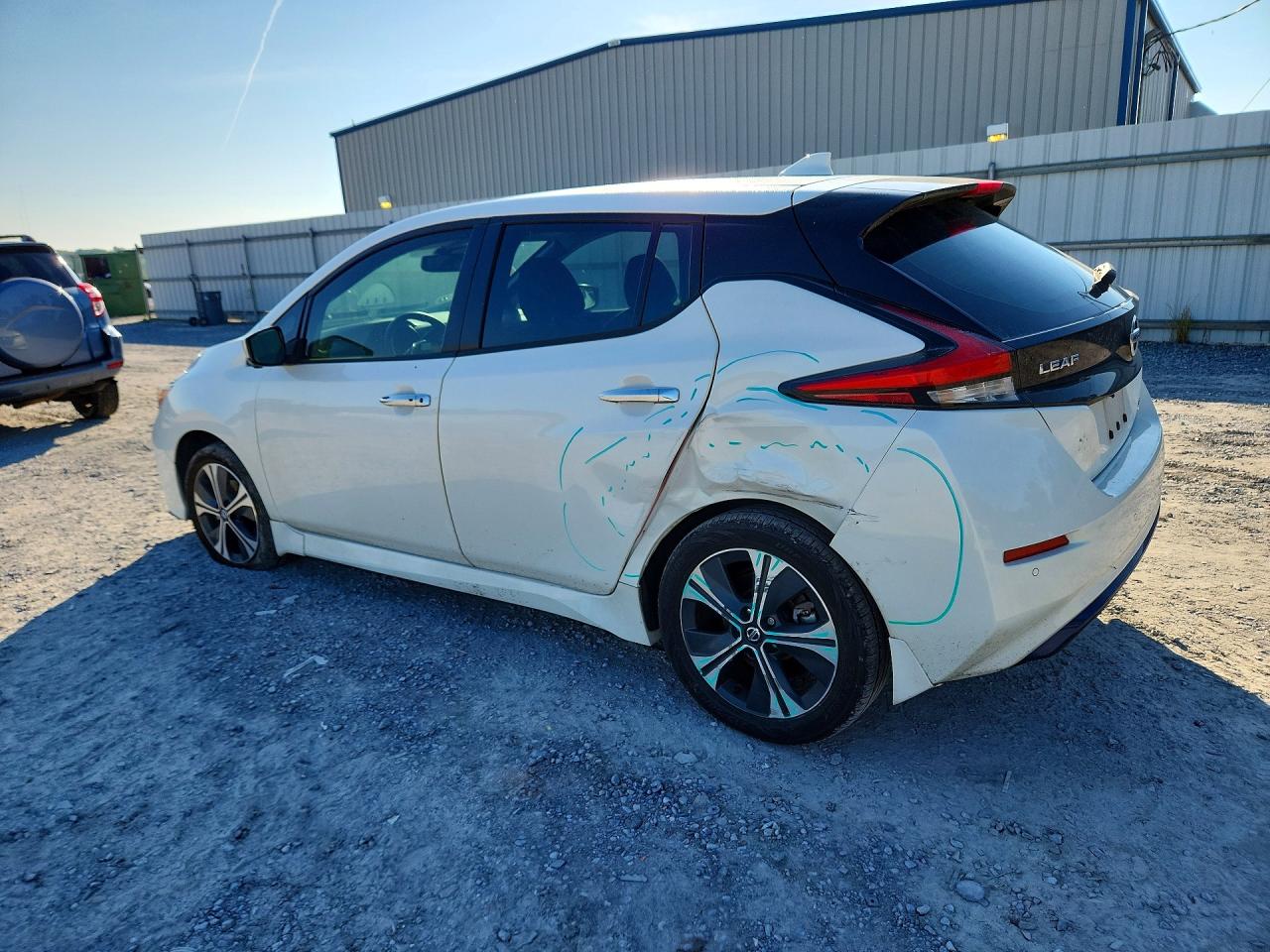 1N4BZ1CV4NC557503 · 2022 NISSAN LEAF · 2/12