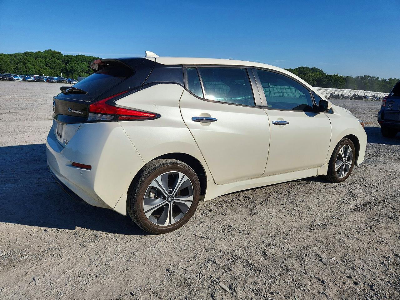 1N4BZ1CV4NC557503 · 2022 NISSAN LEAF · 3/12