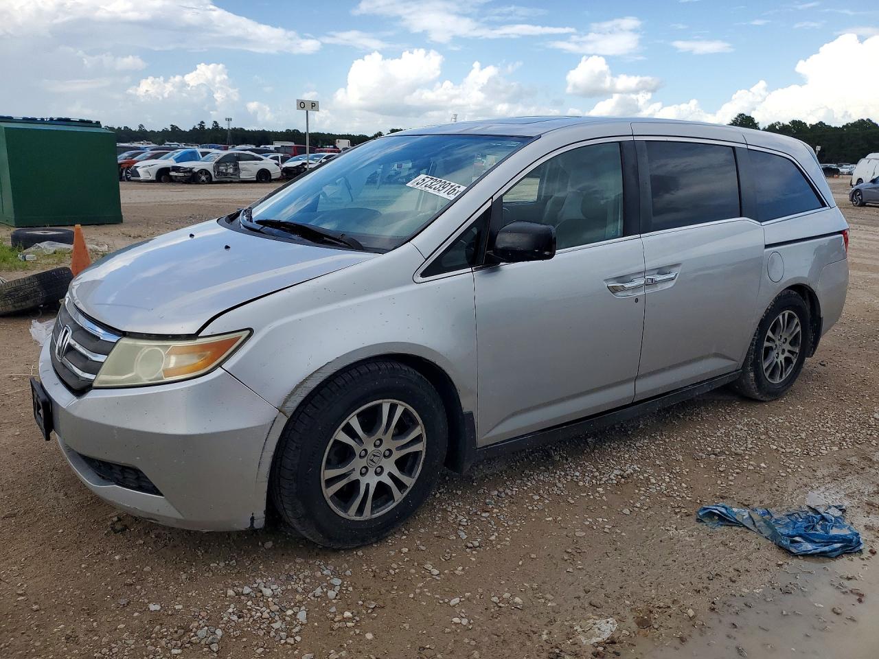 5FNRL5H64BB073364 · 2011 HONDA ODYSSEY