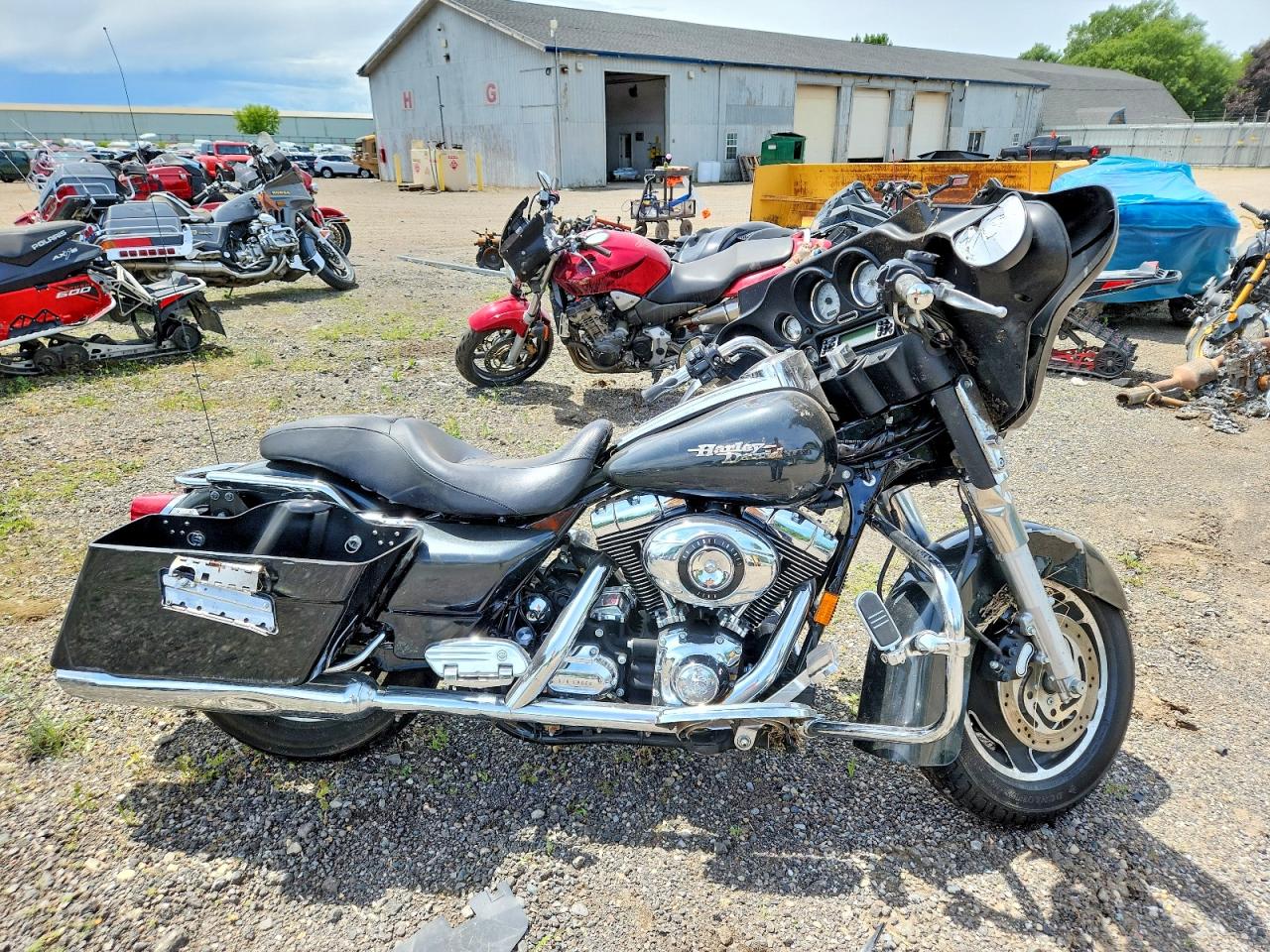 1HD1KB4187Y718161 · 2007 HARLEY-DAVIDSON FLHX